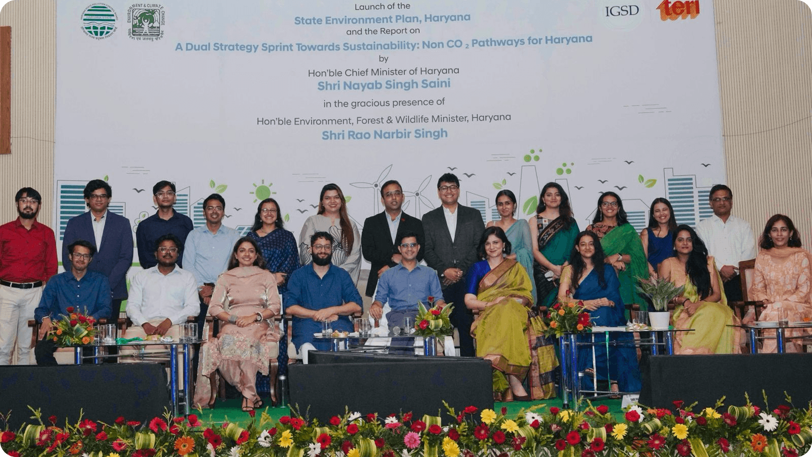 Team translating science into strategy — image 7 of 8